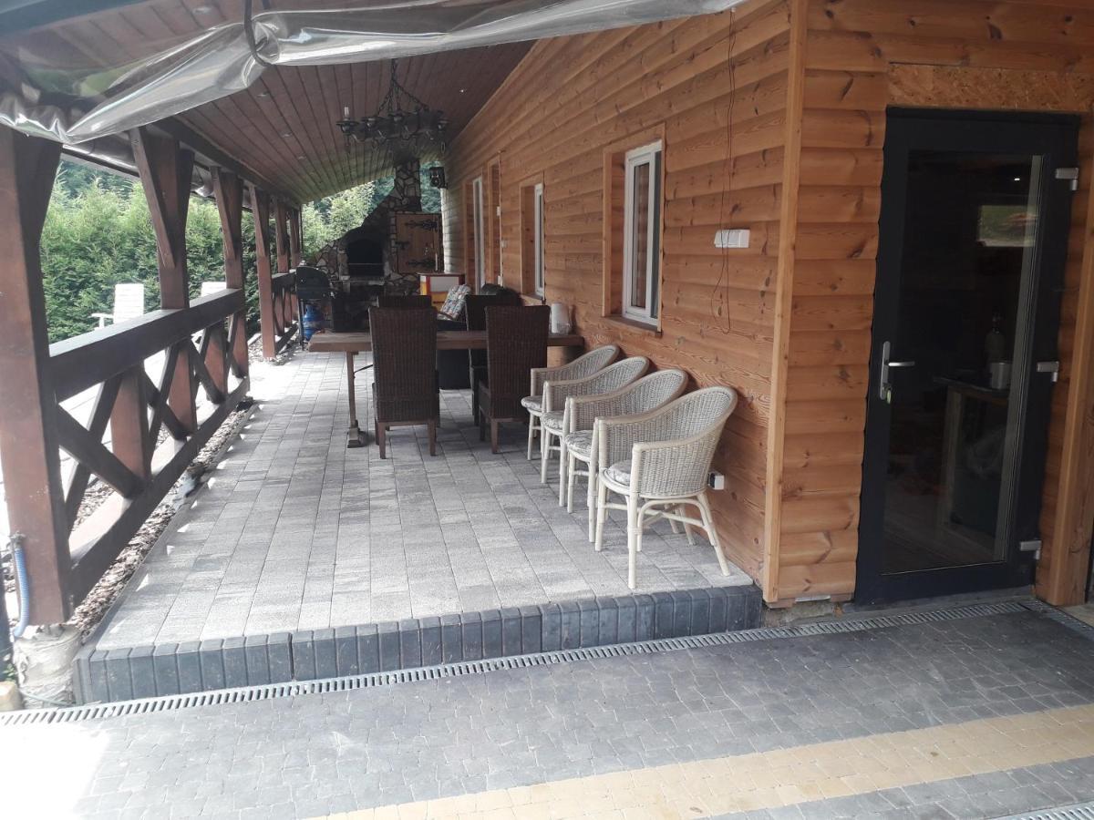 Jaskowa Chata Bieszczady Apartament Z Basenem Baligród 外观 照片