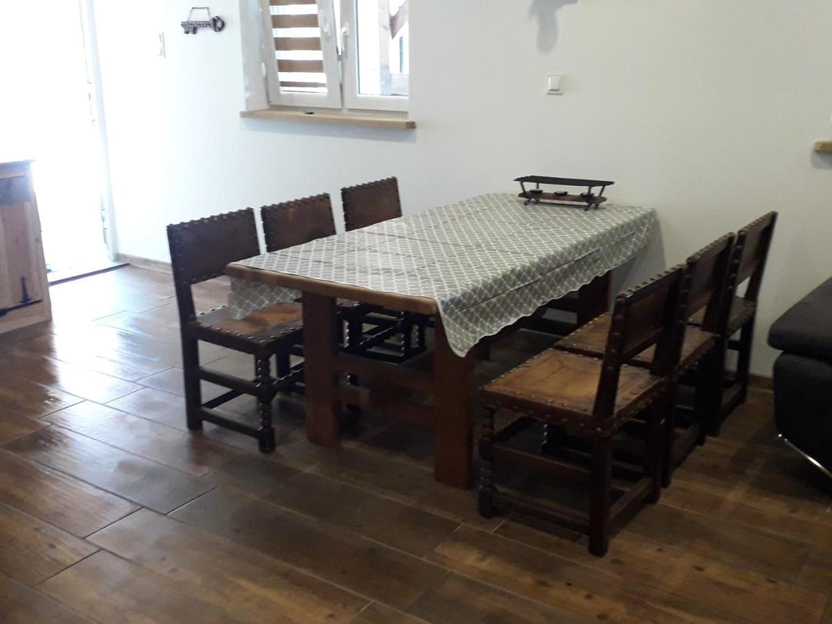 Jaskowa Chata Bieszczady Apartament Z Basenem Baligród 外观 照片