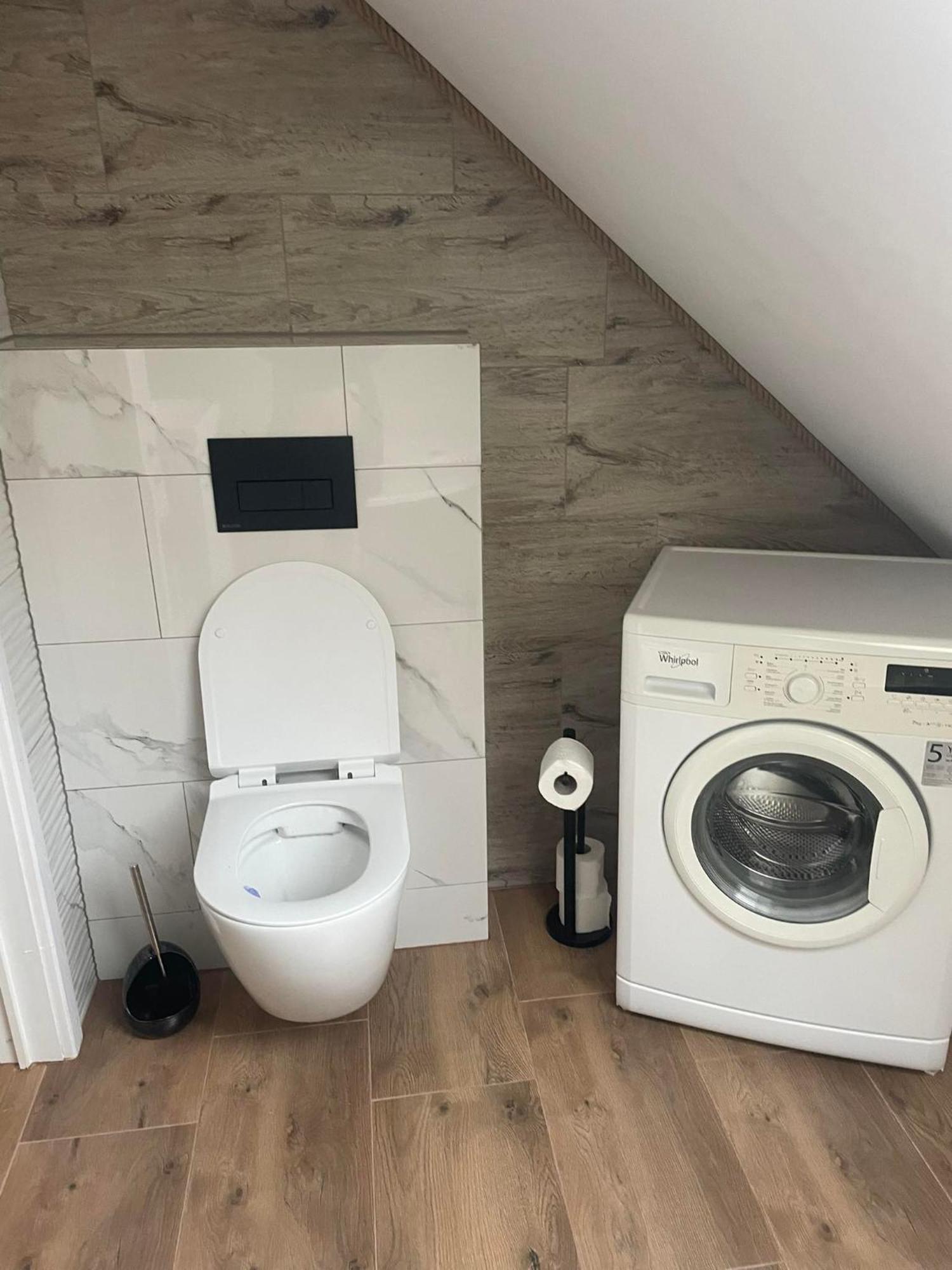 Jaskowa Chata Bieszczady Apartament Z Basenem Baligród 外观 照片