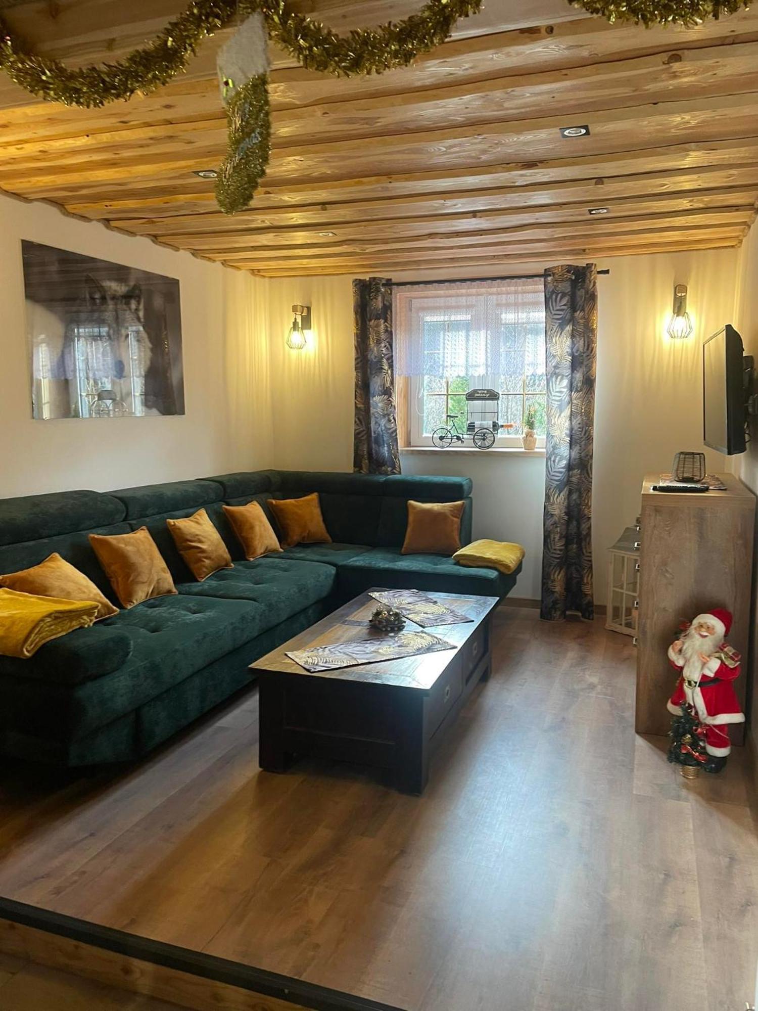 Jaskowa Chata Bieszczady Apartament Z Basenem Baligród 外观 照片