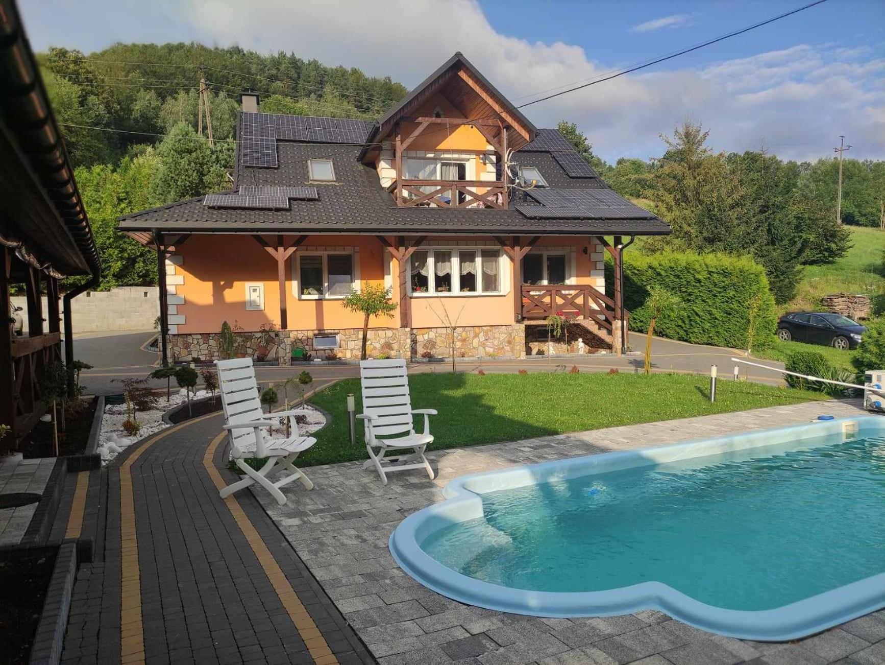 Jaskowa Chata Bieszczady Apartament Z Basenem Baligród 外观 照片